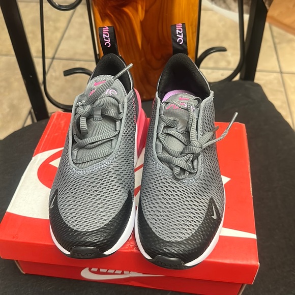 Nike Other - Nike Air Max 270 Girls